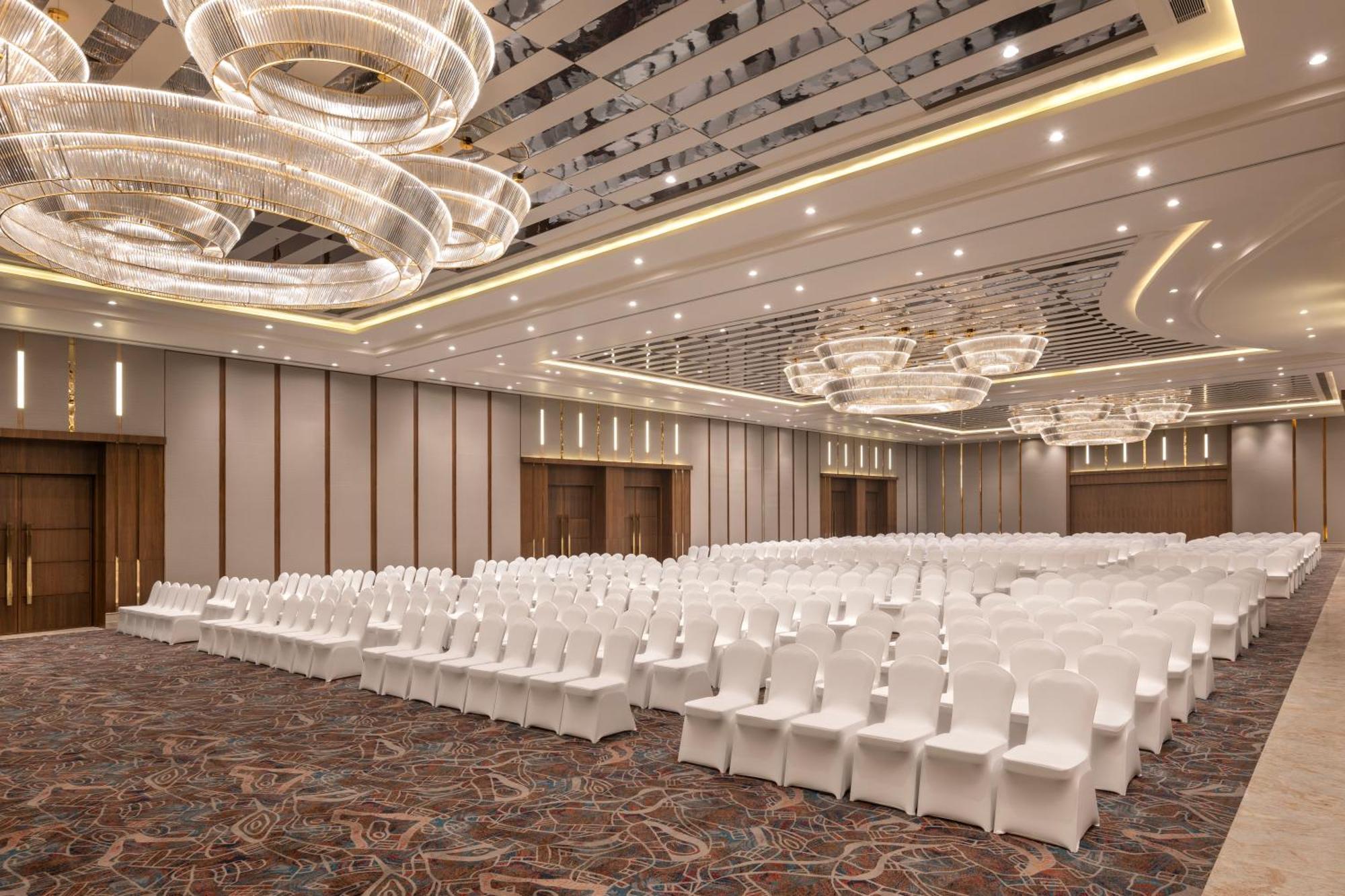 Welcomhotel By Itc Hotels, Delhi-gurugram Highway 5*
